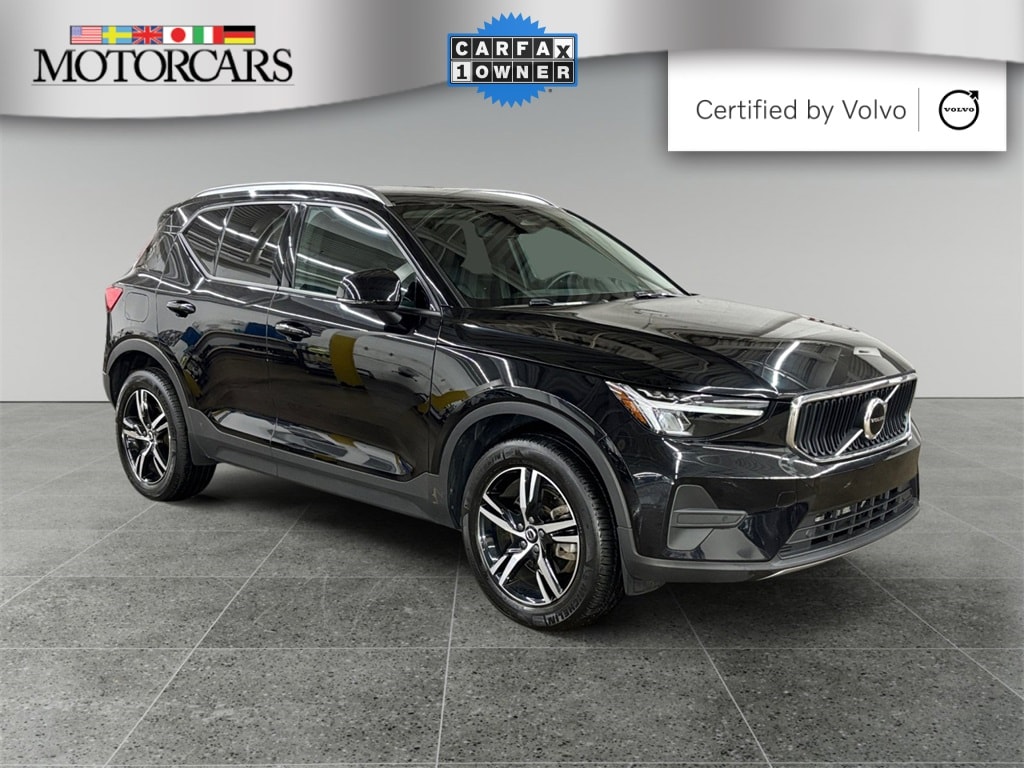 2023 Volvo XC40 Core