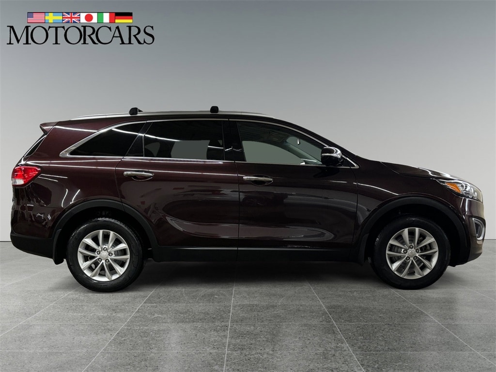 Used 2016 Kia Sorento LX with VIN 5XYPG4A30GG034079 for sale in Bedford, OH