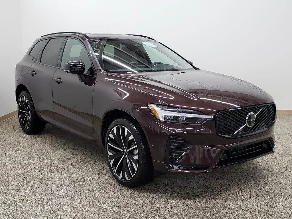 2026 Volvo XC60 Ultra's photo