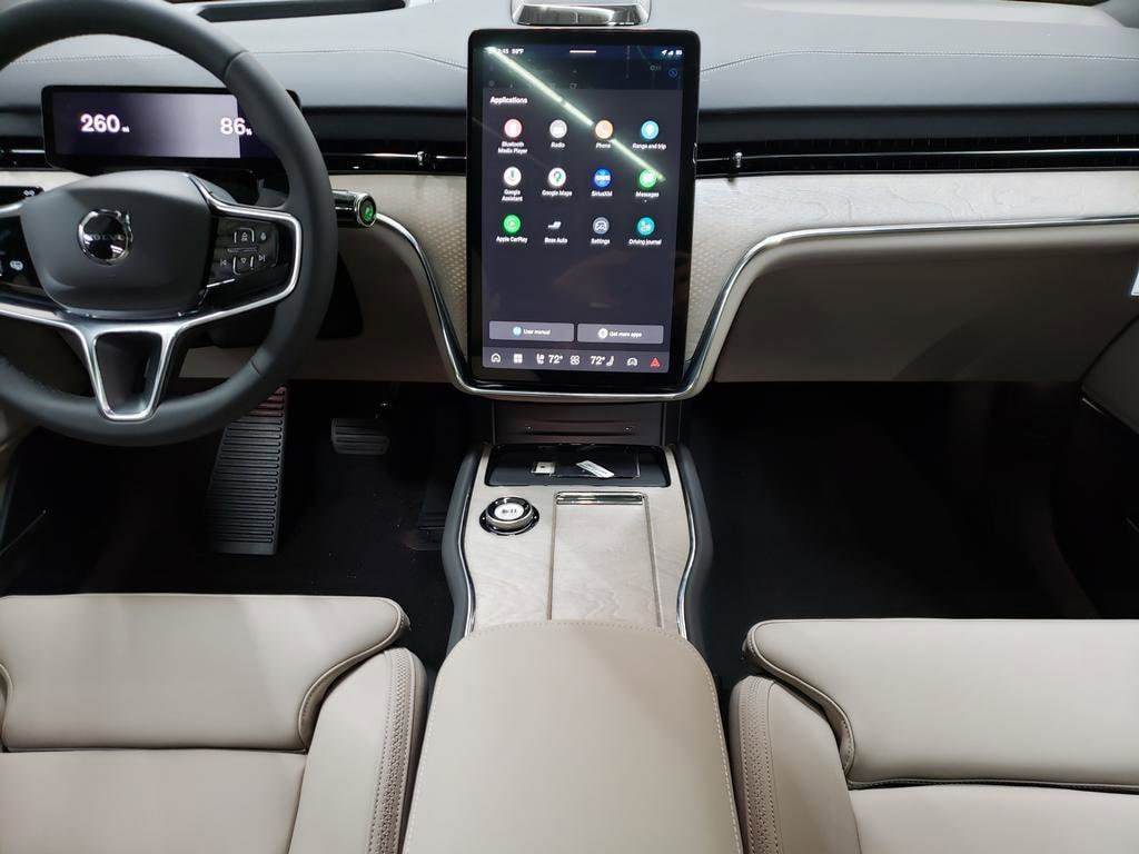 2025 Volvo EX90 Ultra - Photo 9