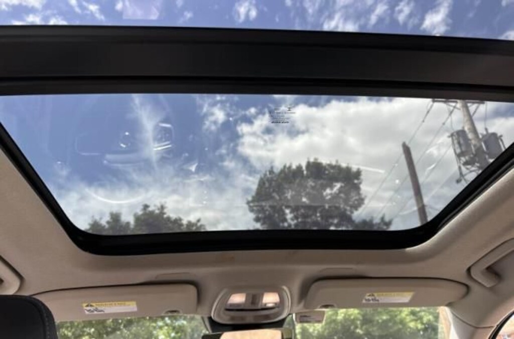 Used 2023 Volvo XC40 B5 Plus Dark Theme SUV