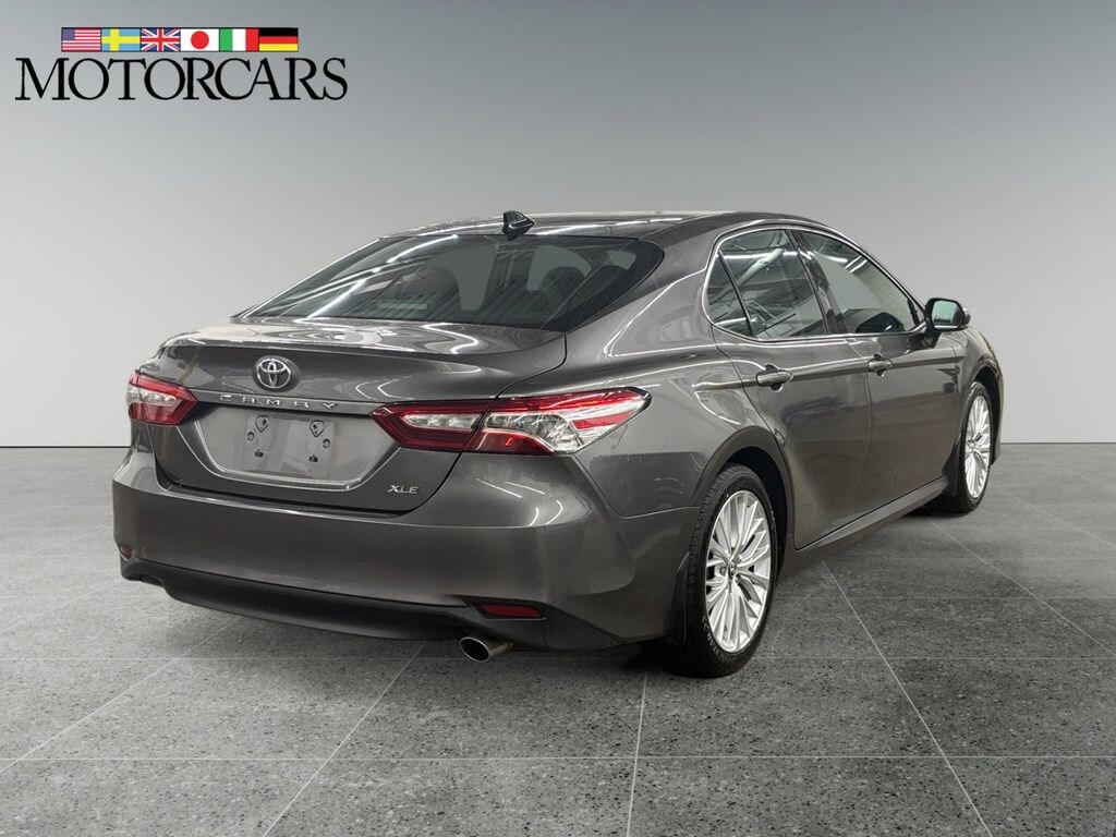 Used 2019 Toyota Camry XLE Sedan