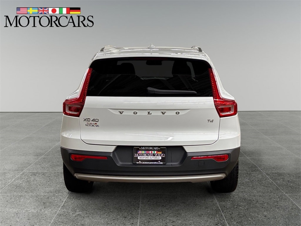 Used 2019 Volvo XC40 Momentum SUV