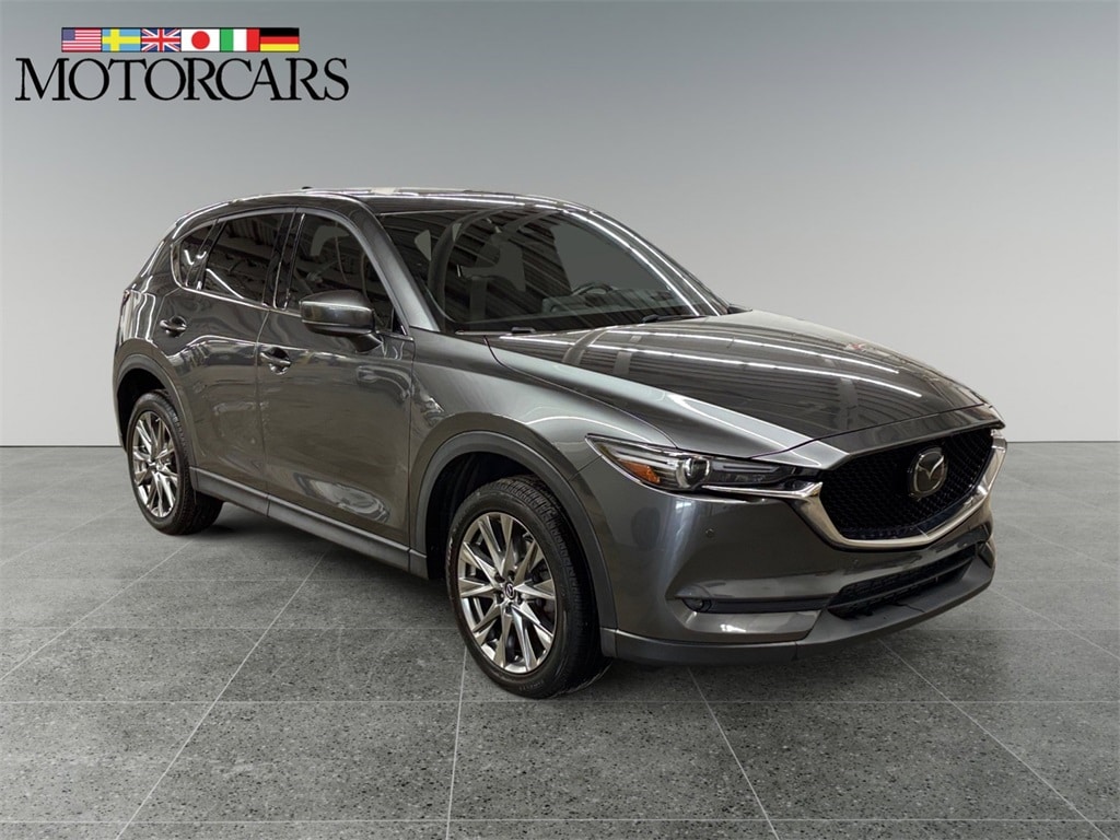 2019 Mazda CX-5 Signature's photo