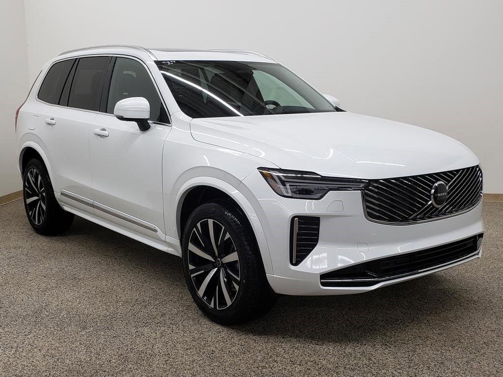 New 2026 Volvo XC90 B5 Core SUV