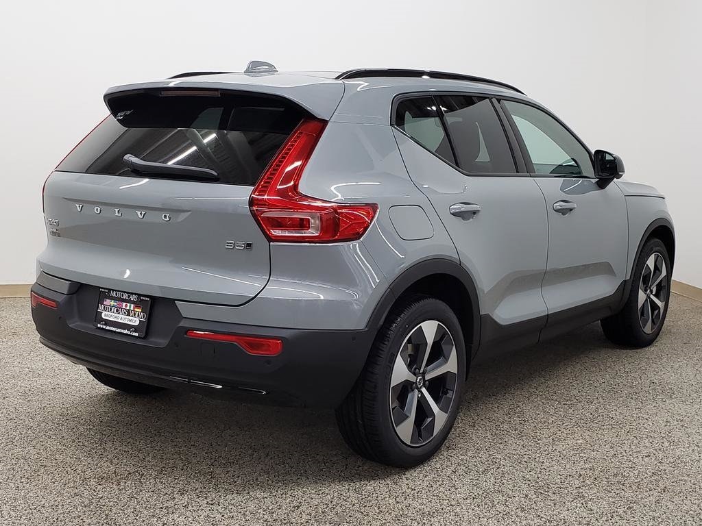 New 2026 Volvo XC40 B5 Plus SUV