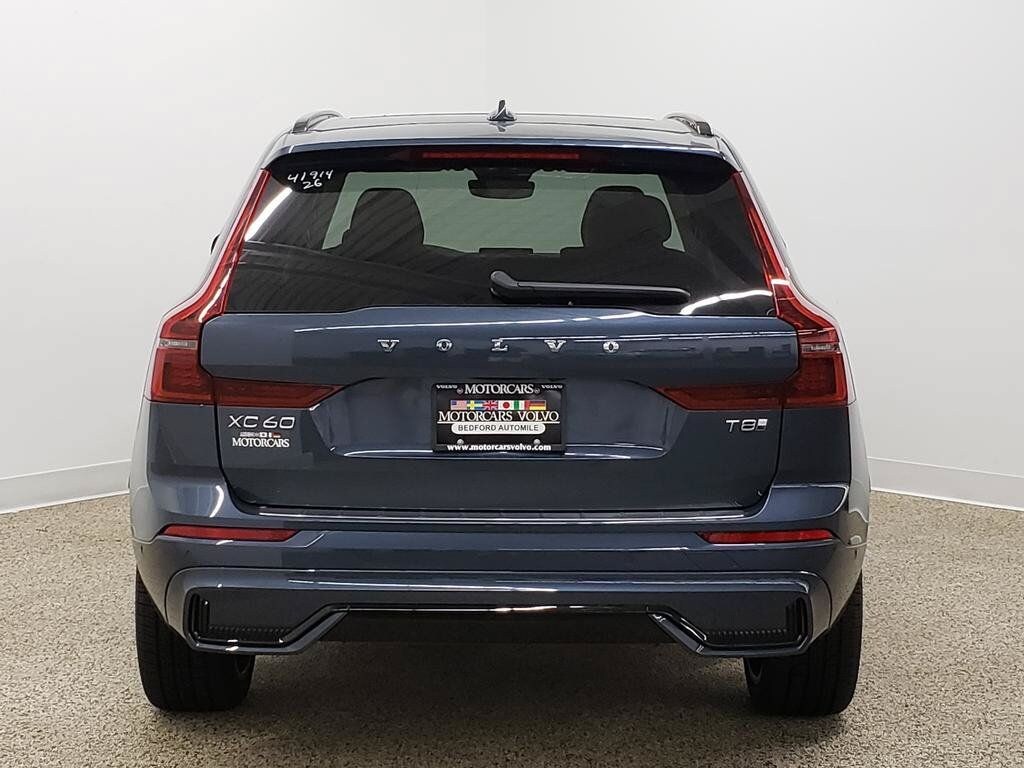 New 2026 Volvo XC60 plug-in hybrid T8 Ultra SUV