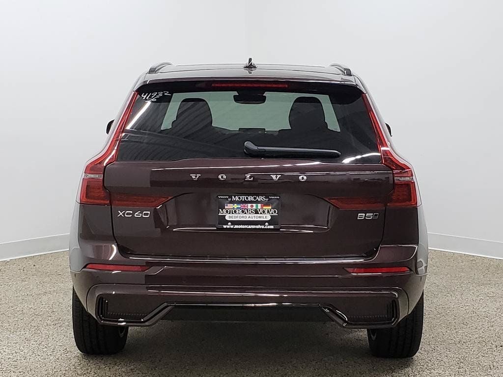 New 2026 Volvo XC60 B5 Plus SUV