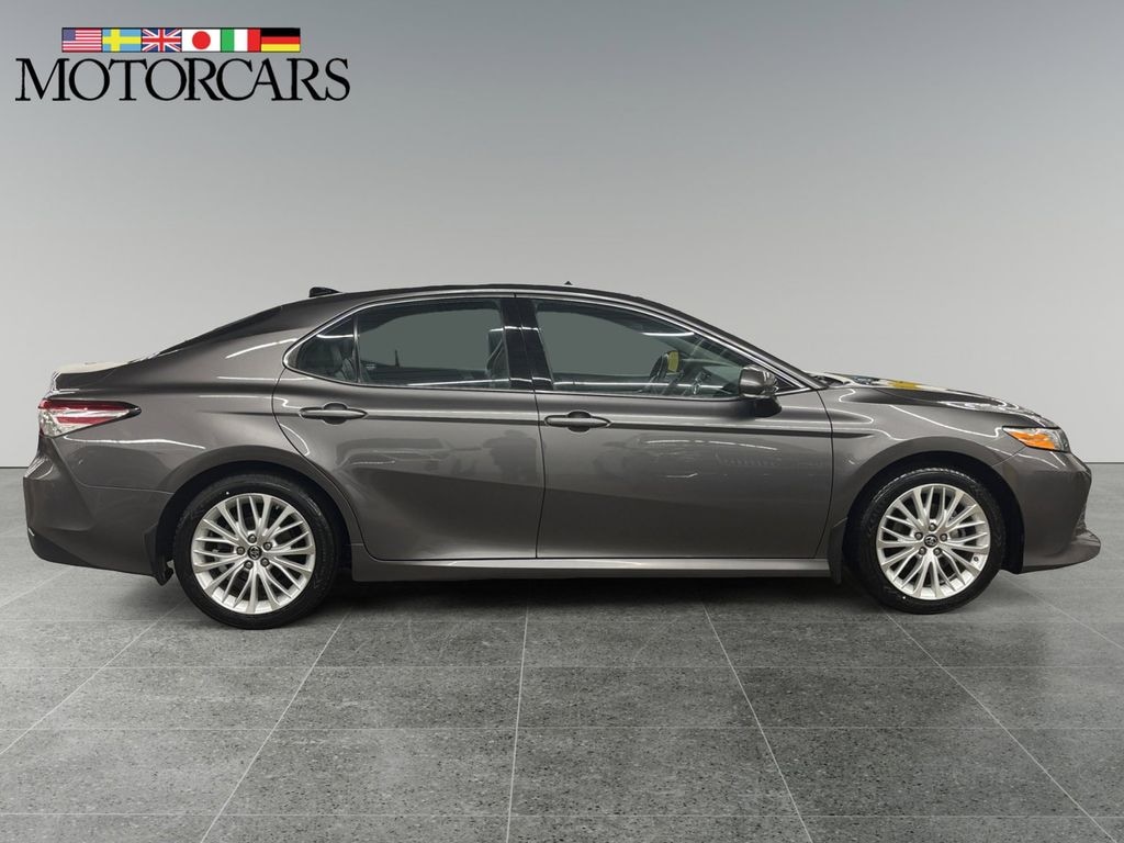 Used 2019 Toyota Camry XLE Sedan