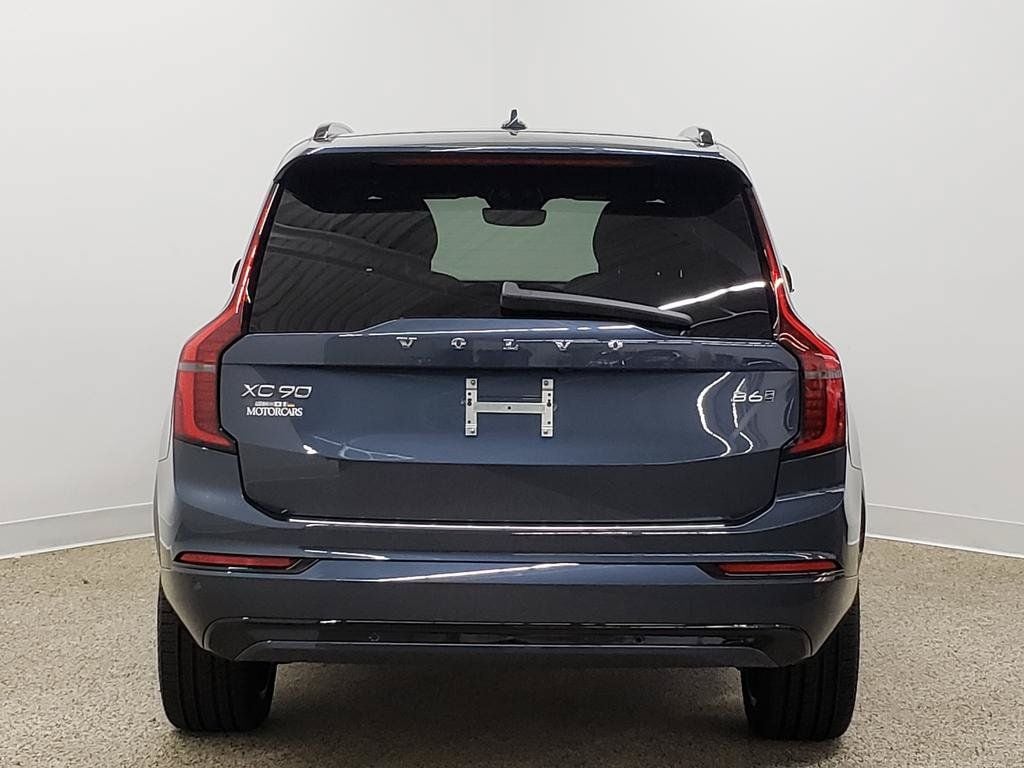 New 2026 Volvo XC90 B6 Ultra Dark Theme 6-Seater SUV