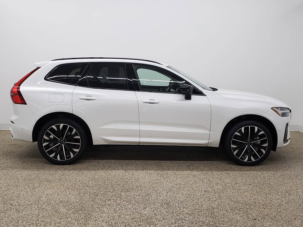New 2026 Volvo XC60 B5 Ultra SUV