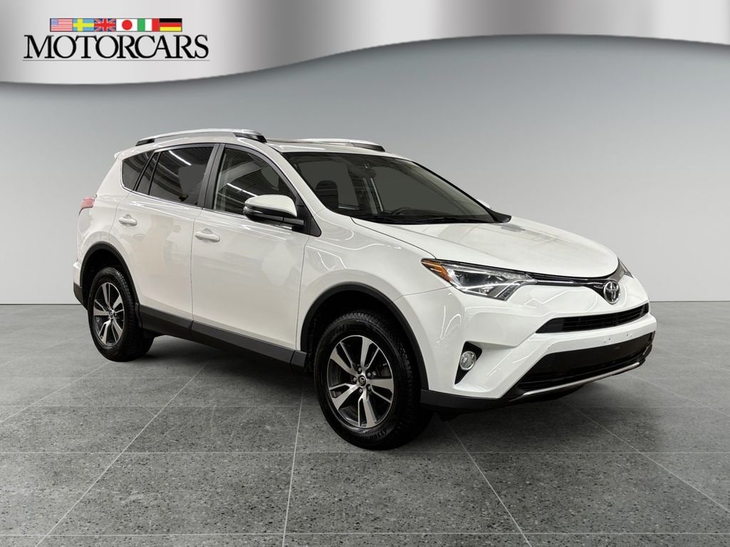 Used 2016 Toyota RAV4 XLE SUV
