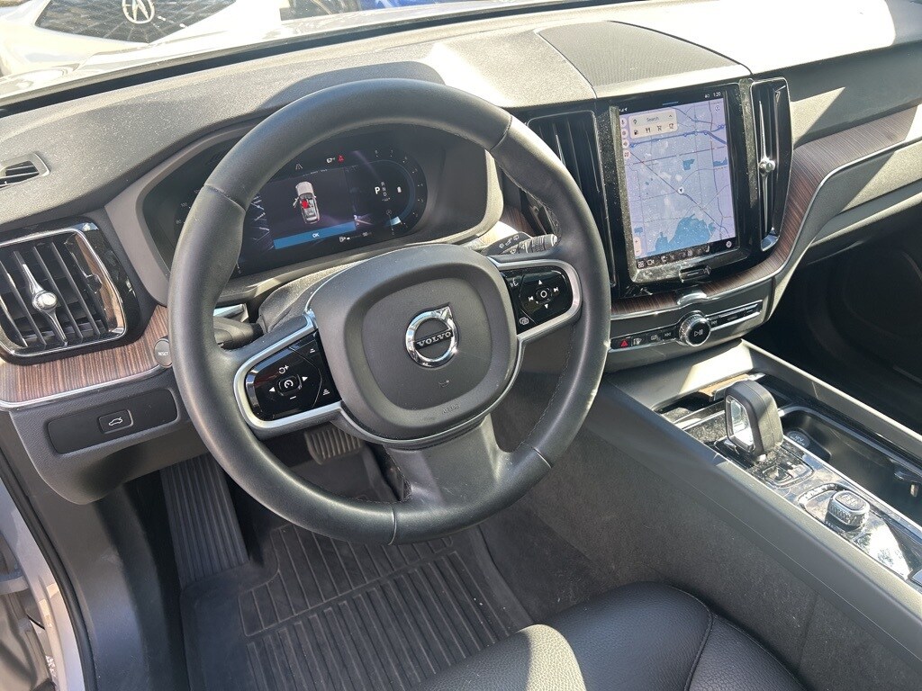 Used 2023 Volvo XC60 B5 Plus Bright Theme SUV