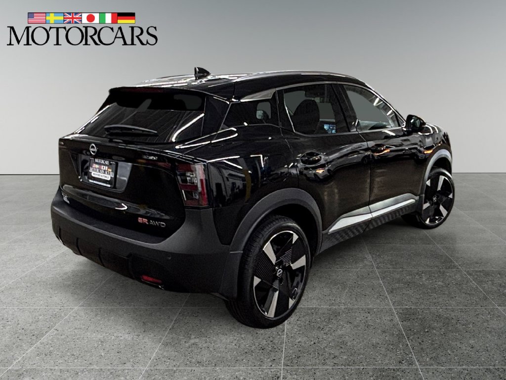 Used 2025 Nissan Kicks SR SUV