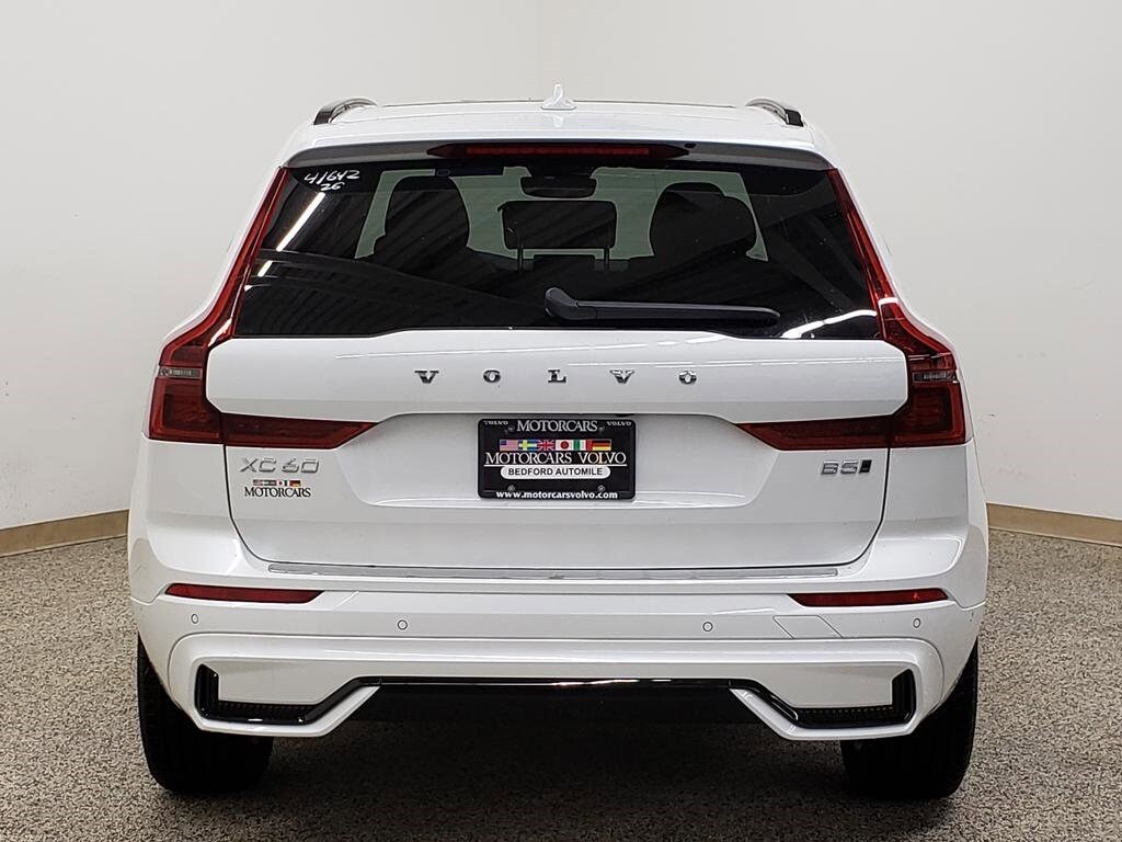 New 2026 Volvo XC60 B5 Plus SUV