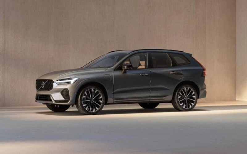 Volvo XC60 Plug-In Hybrid Interior