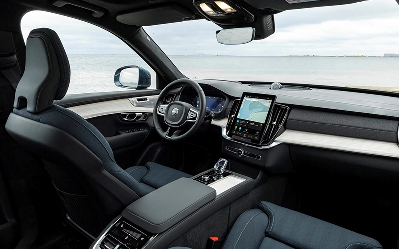 Volvo XC90 Interior