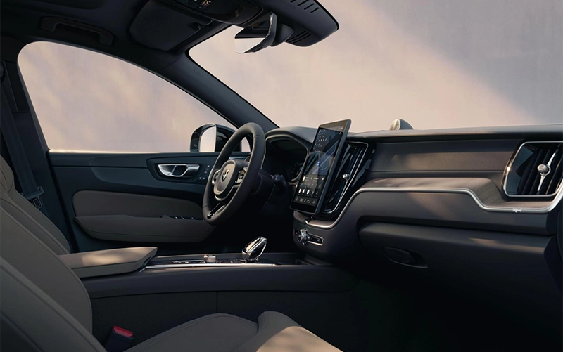 Volvo XC60 Plug-In Hybrid Interior