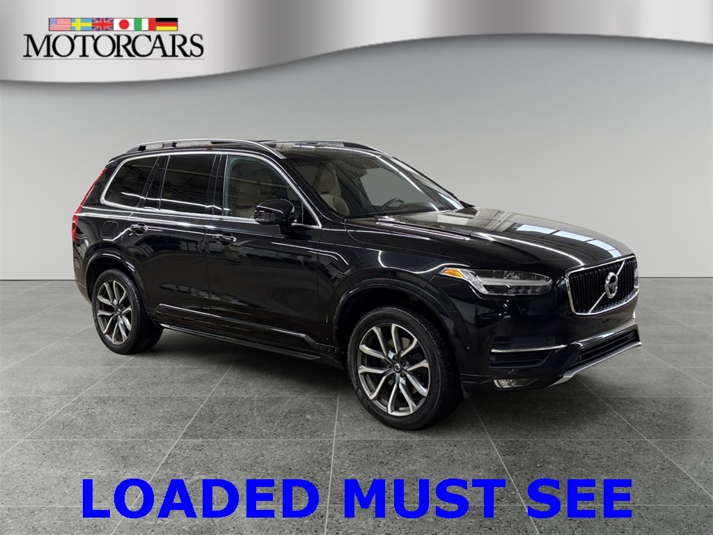 2017 Volvo XC90 Momentum