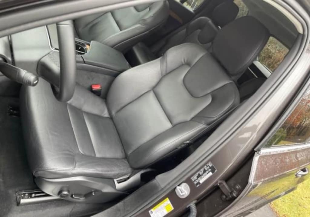 Used 2024 Volvo XC90 B6 Plus Bright Theme 6-Seater SUV