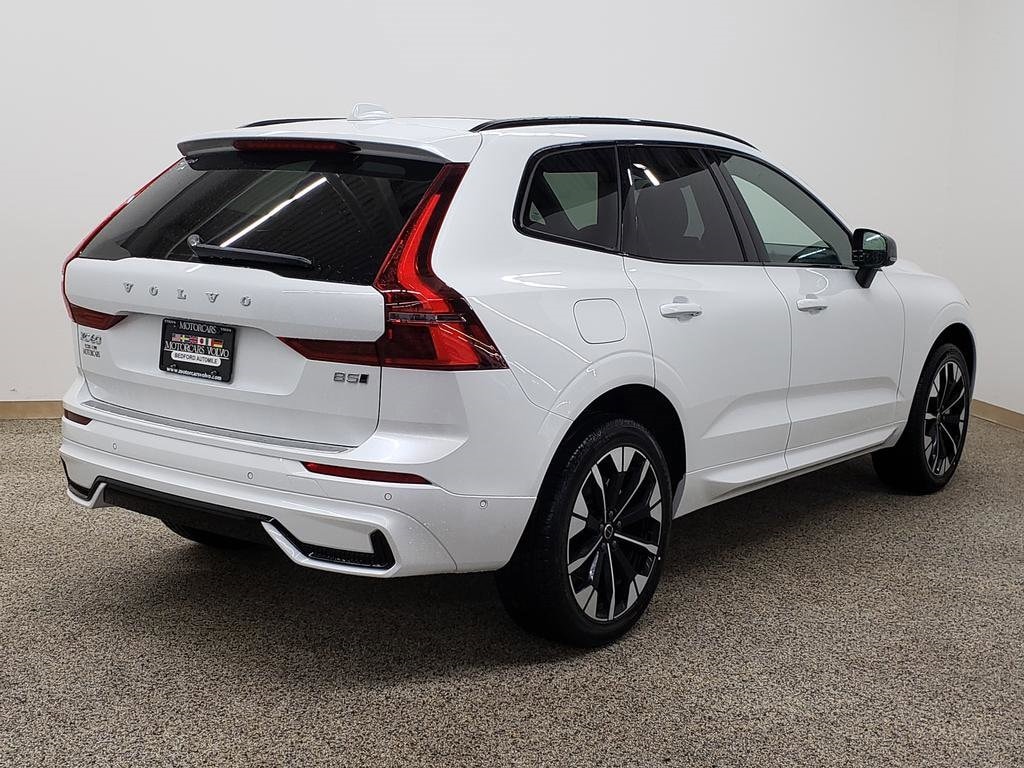 New 2026 Volvo XC60 B5 Plus SUV