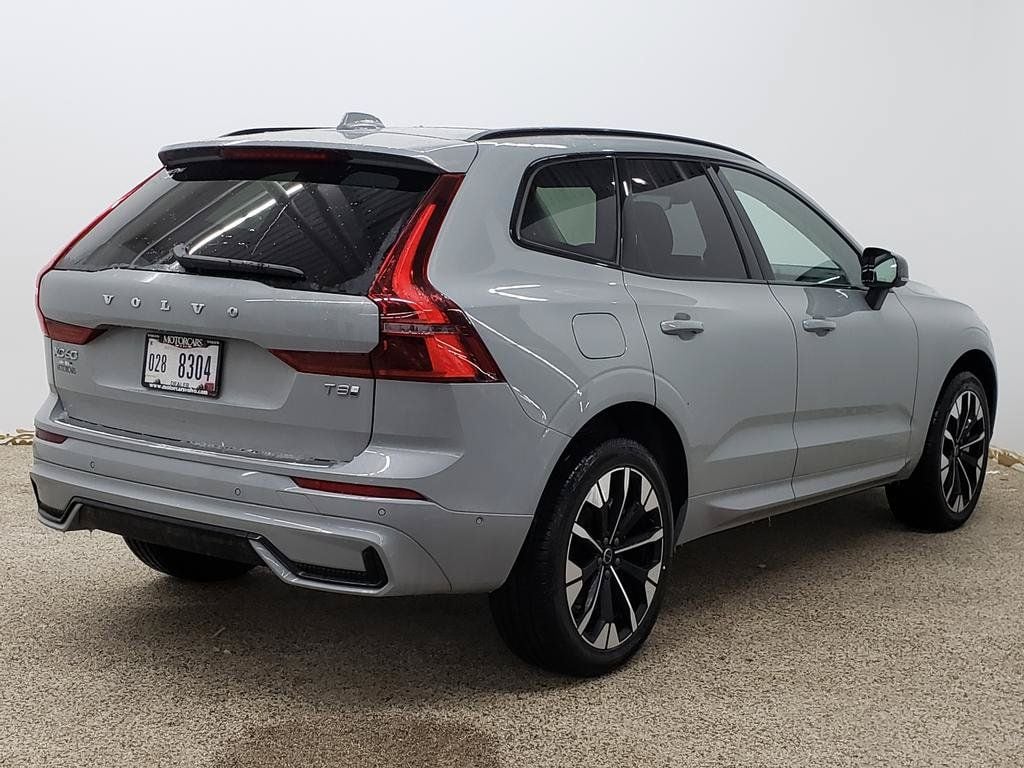 New 2026 Volvo XC60 plug-in hybrid T8 Plus SUV