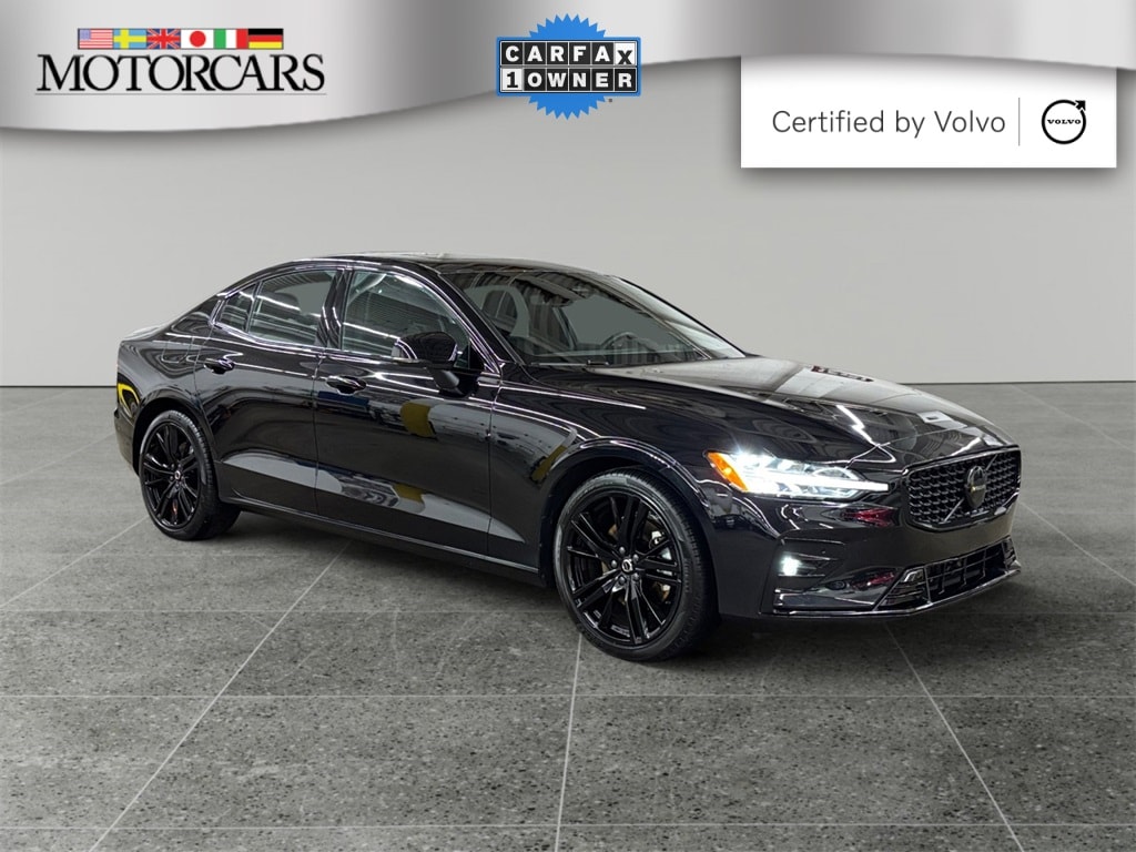 2023 Volvo S60 Sedan 