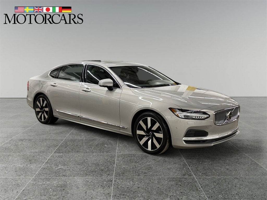 2024 Volvo S90 Ultimate's photo