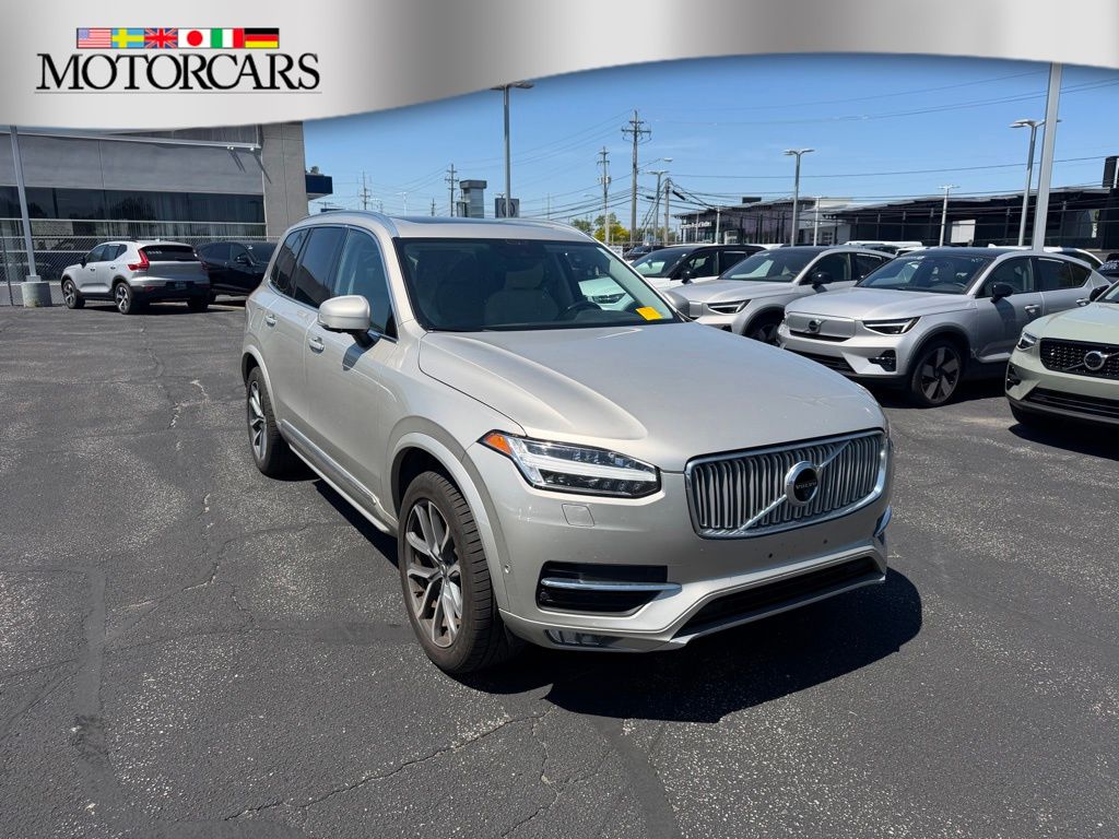 2017 Volvo XC90 T6 AWD Inscription's photo