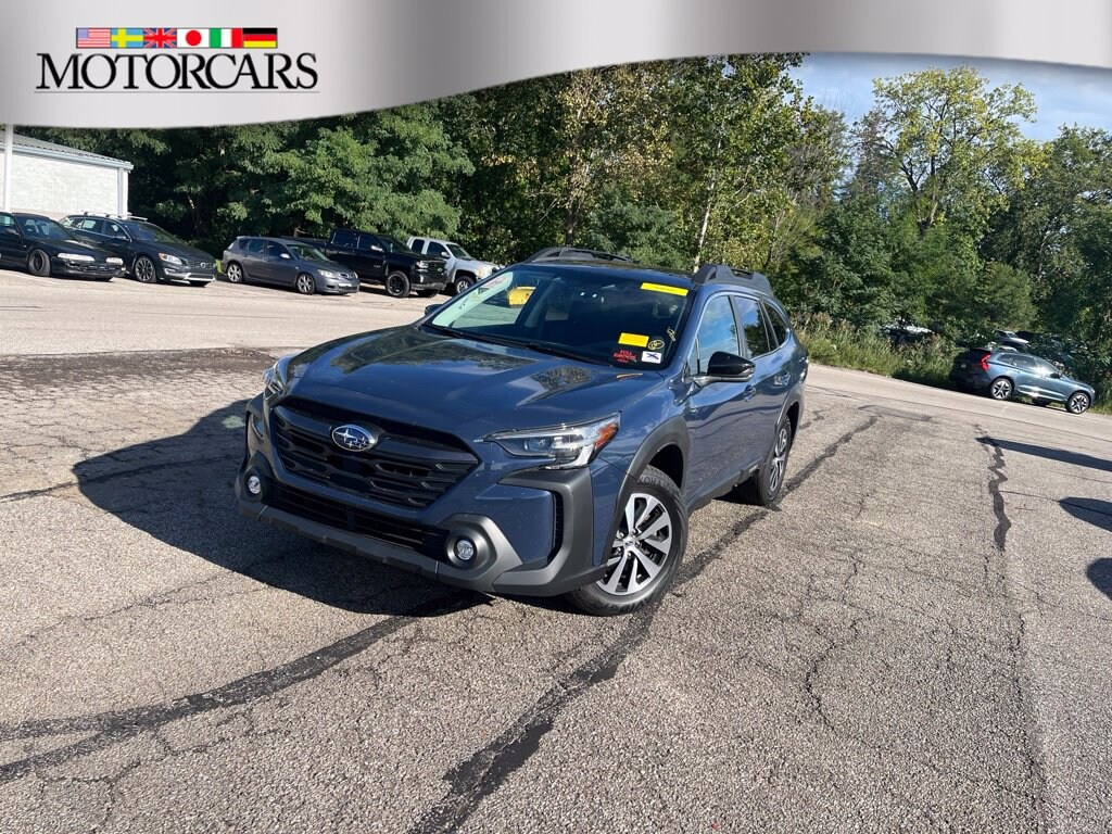 Used 2024 Subaru Outback Premium SUV