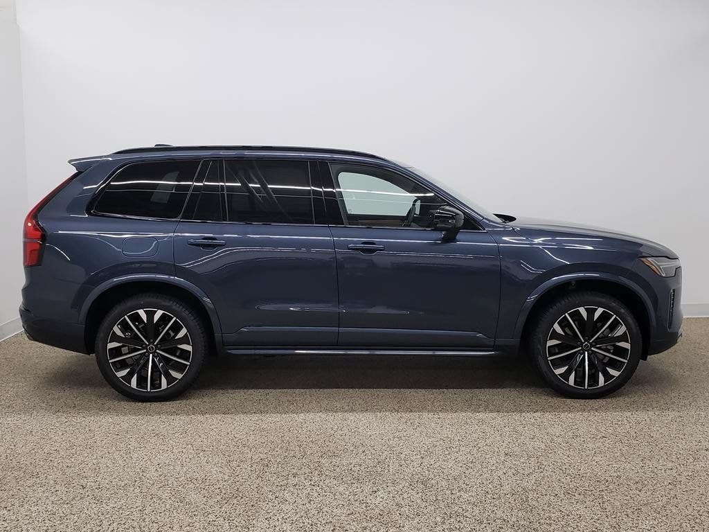 New 2026 Volvo XC90 B6 Ultra Dark Theme 6-Seater SUV