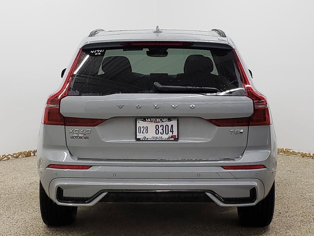 New 2026 Volvo XC60 plug-in hybrid T8 Plus SUV