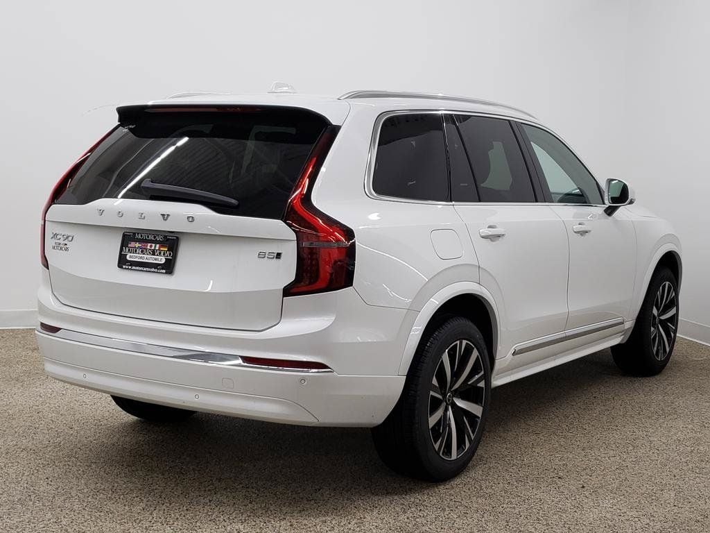 New 2026 Volvo XC90 B5 Core SUV