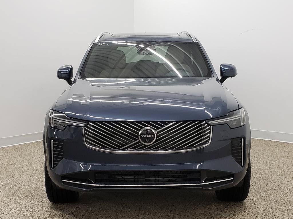 New 2026 Volvo XC90 B6 Plus 7-Seater SUV