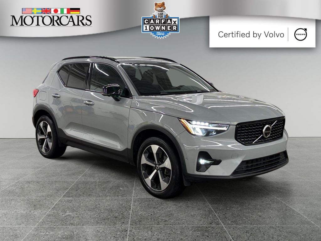 2024 Volvo XC40