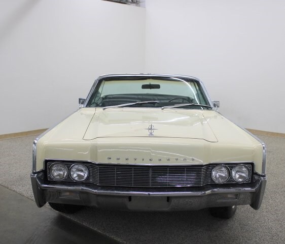 1967 Lincoln Continental Convertible 23684 for sale near Cleveland