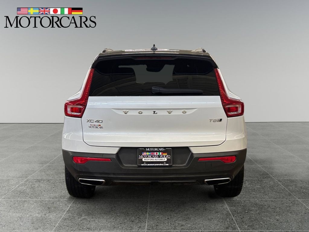 Used 2020 Volvo XC40 R-Design SUV