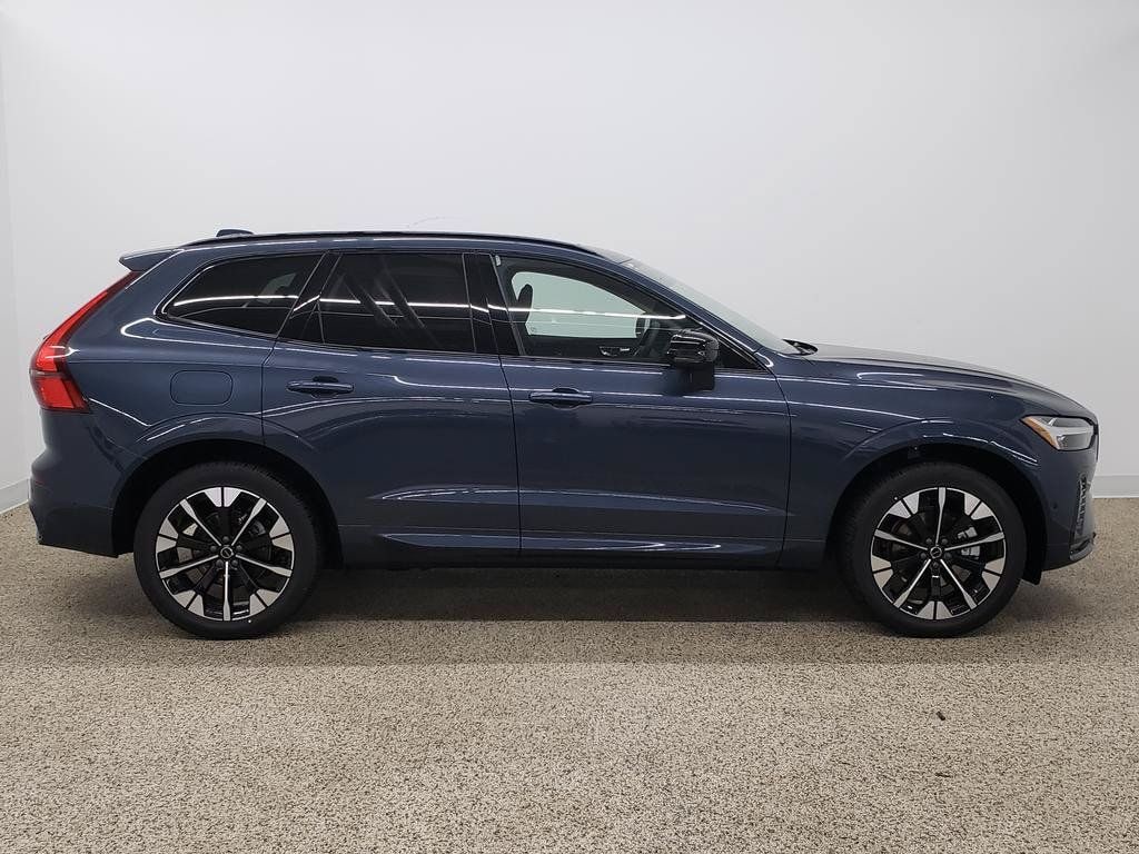 New 2026 Volvo XC60 B5 Plus SUV