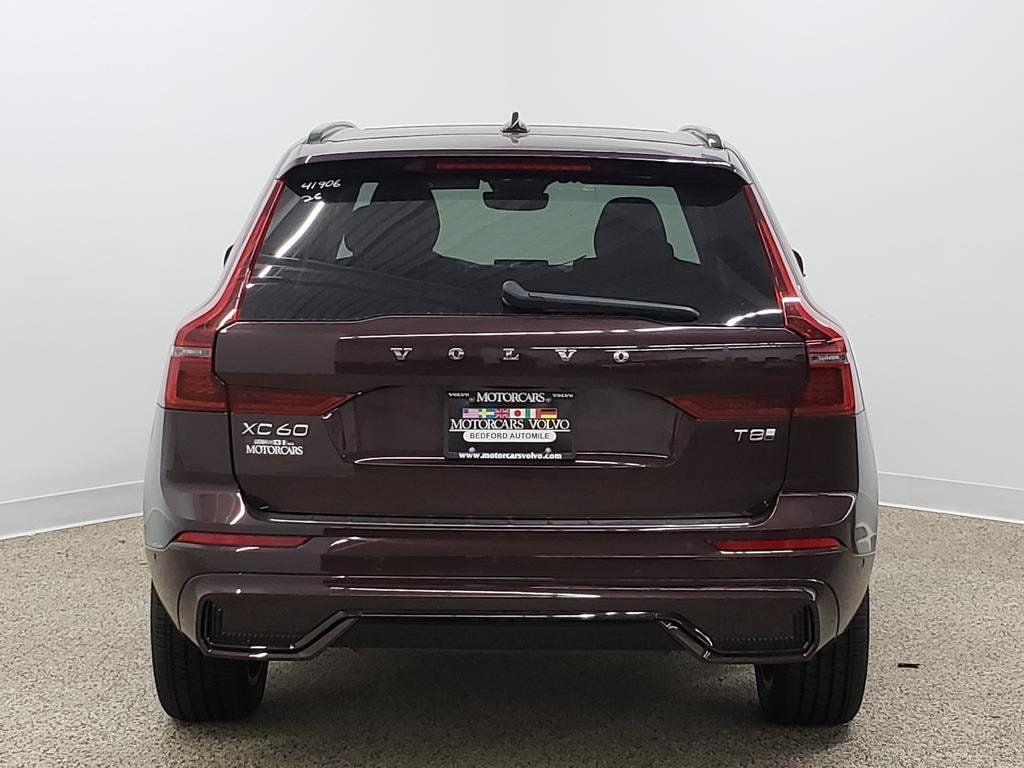 New 2026 Volvo XC60 plug-in hybrid T8 Plus SUV