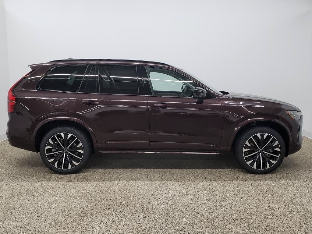 New 2026 Volvo XC90 B6 Ultra Dark Theme 6-Seater SUV