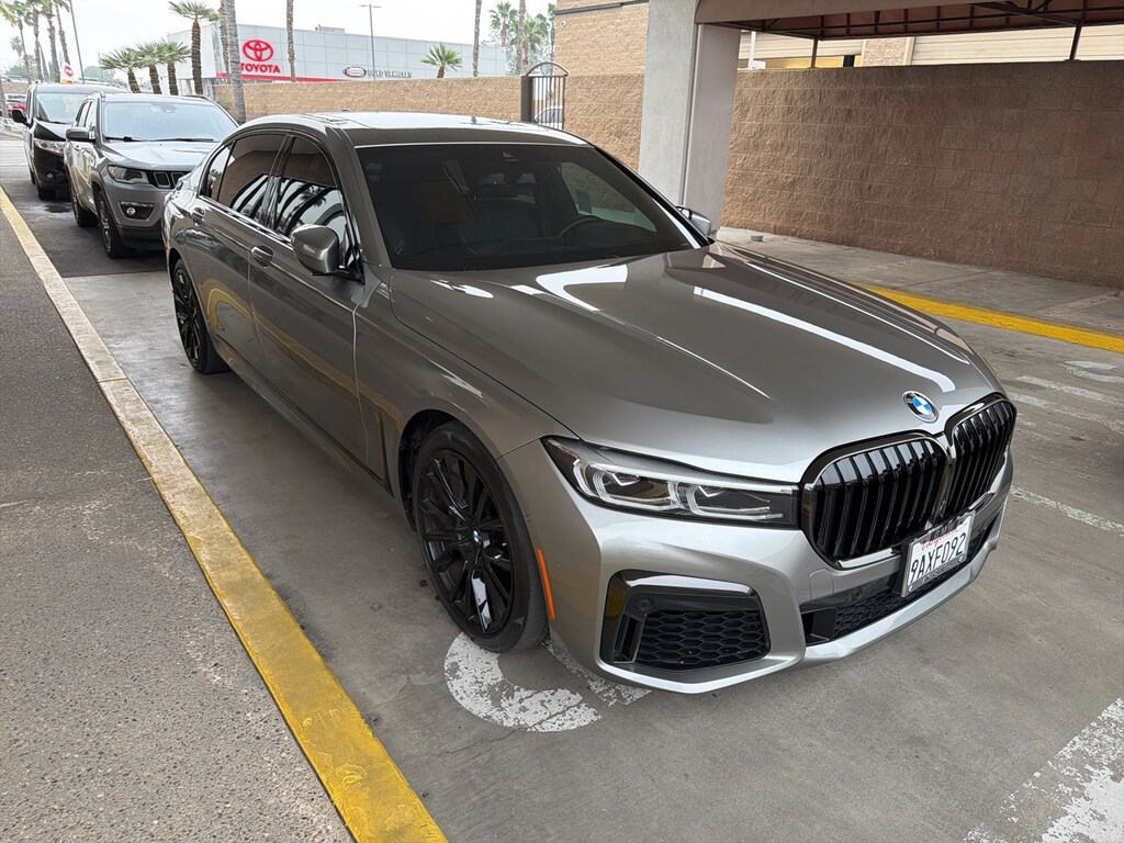 Used 2022 BMW 7 Series 740i Sedan