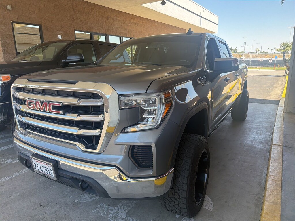 Used 2020 GMC Sierra 1500 SLE Truck