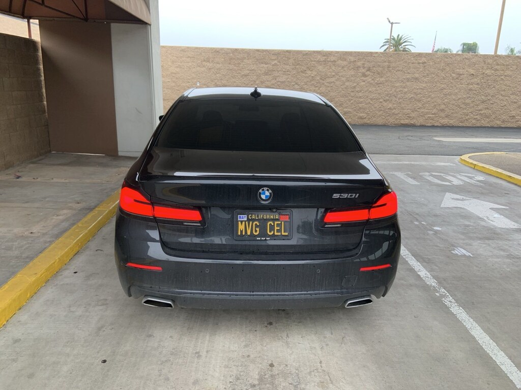 Certified 2022 BMW 5 Series 530i Sedan