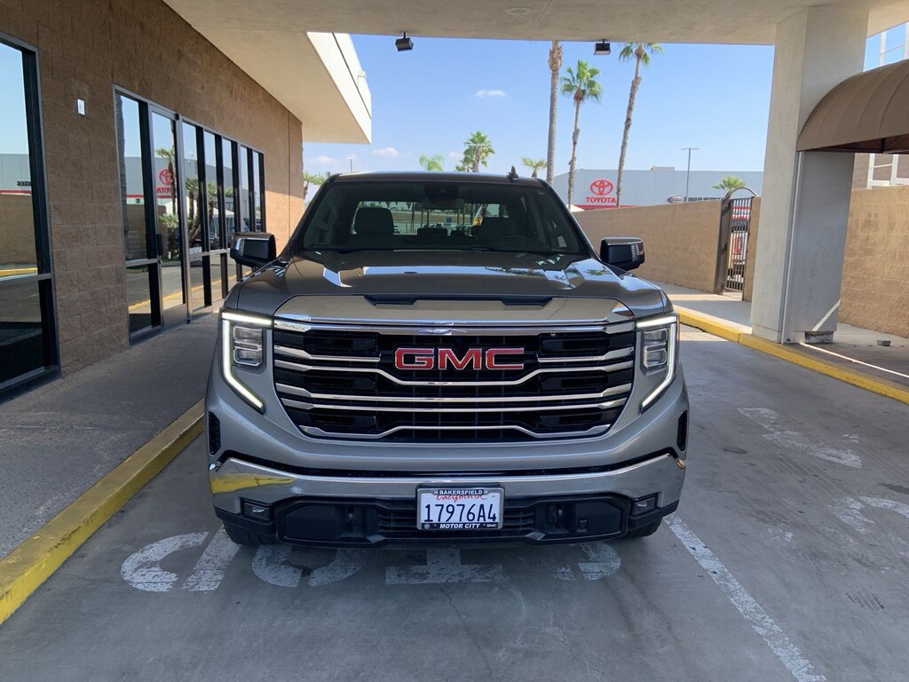 Used 2024 GMC Sierra 1500 SLT Truck