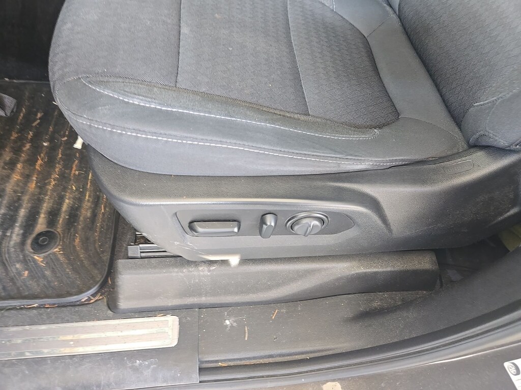 Used 2020 GMC Sierra 1500 SLE Truck