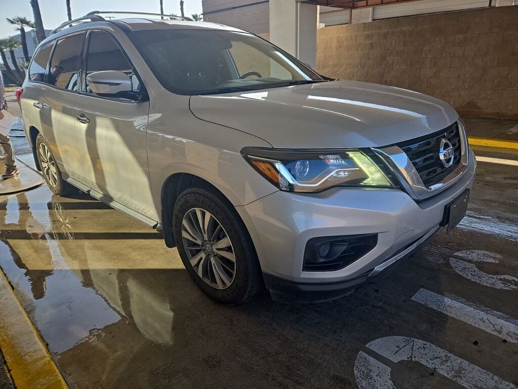 Used 2019 Nissan Pathfinder S SUV