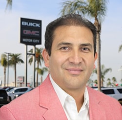 Staff member Franz Arriola from 8d8ba7b3eddb