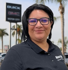 Staff member Mary Boggiano from cca78583eef3