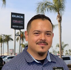 Staff member Fernando Soto from e36aa3686b7f