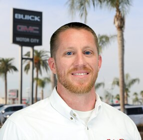 Staff member Seth Long from c39784fbb502